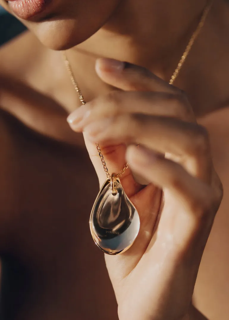 Naé Pendant