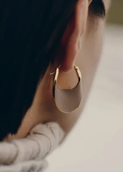 Éole Slim Hoop Earrings