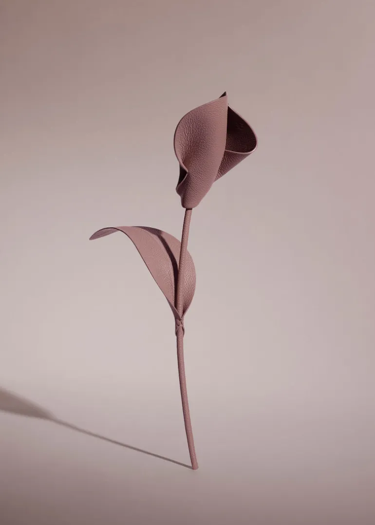 Pili Flower
